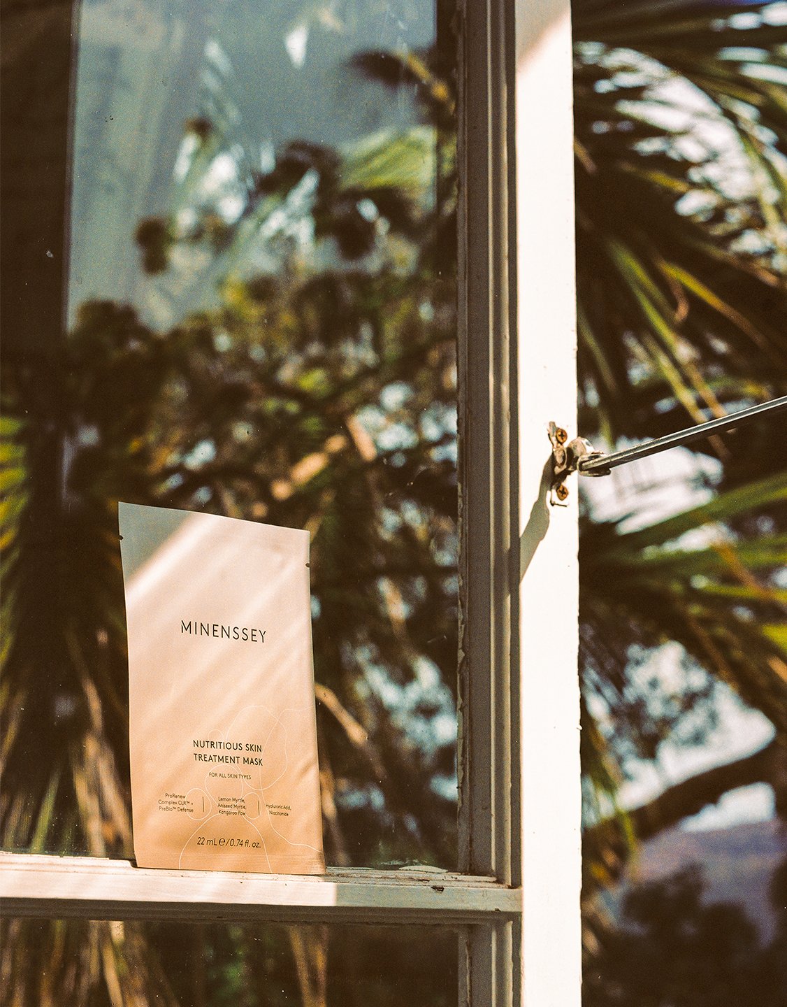 Minenssey Nutritious Skin Treatment Mask
